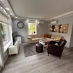Ξενοδοχείο Vestre Haugen House Sentralt Gratis Privat Parkering